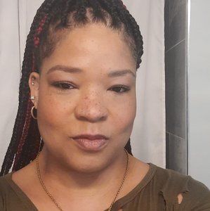 Meet your Posher, Anita